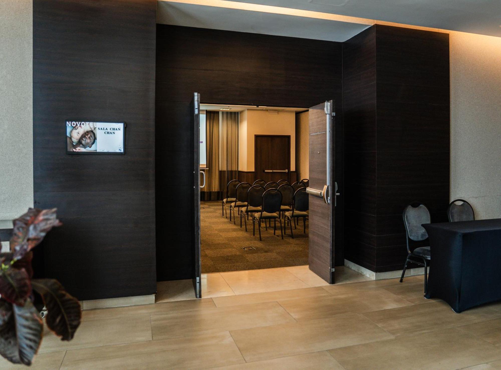 Novotel Lima San Isidro Экстерьер фото