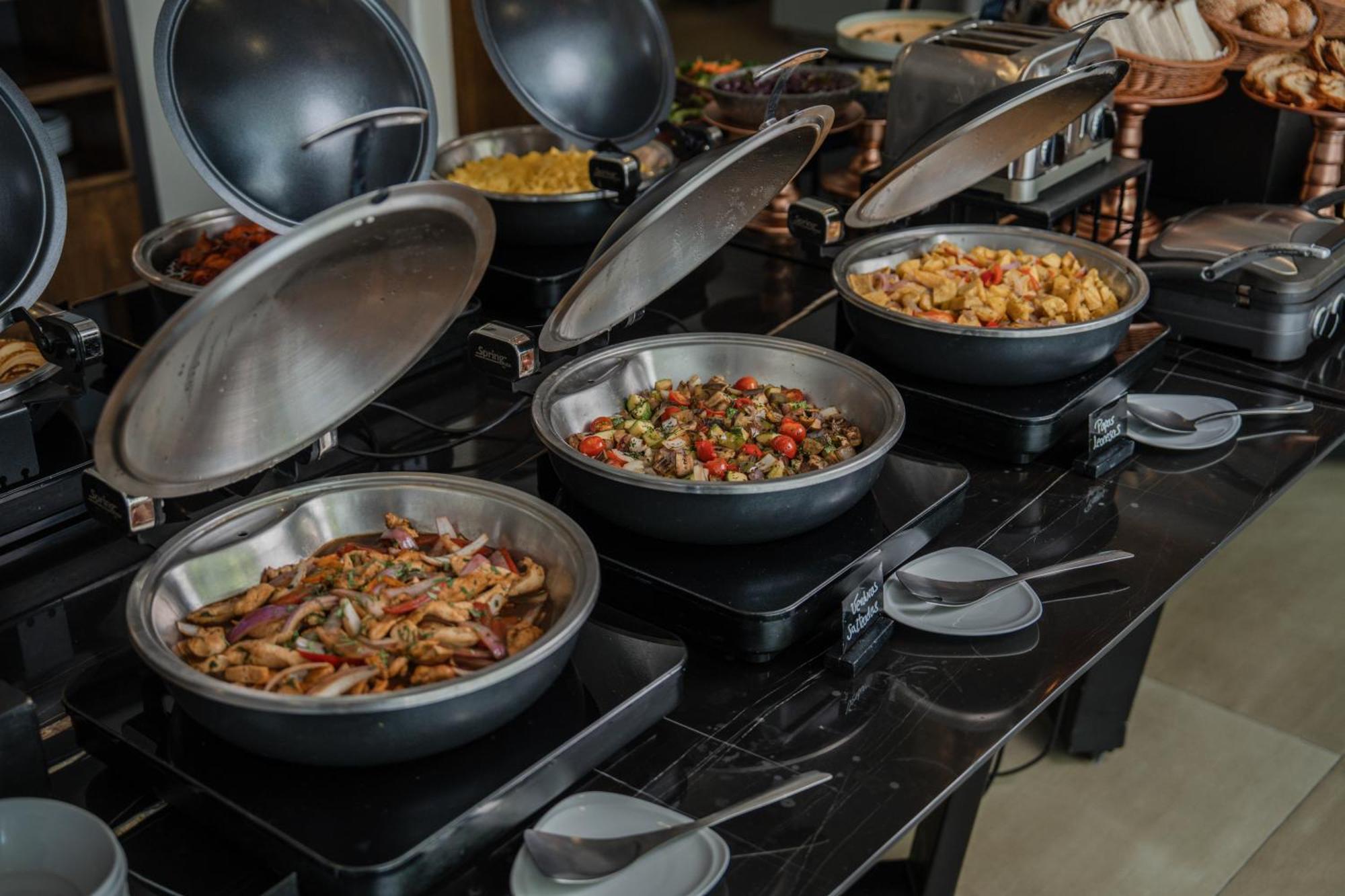 Novotel Lima San Isidro Экстерьер фото